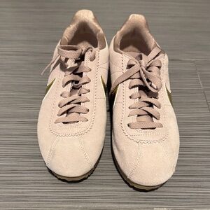Nike Suede Sneakers